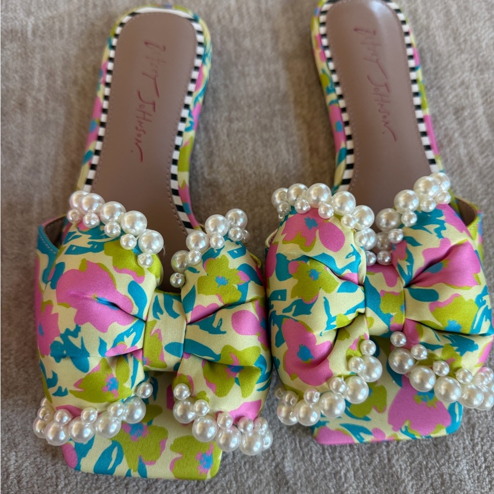 Betsey Johnson Pink, Turquoise & Lime Pearl-Trim Bow Slide Sandals